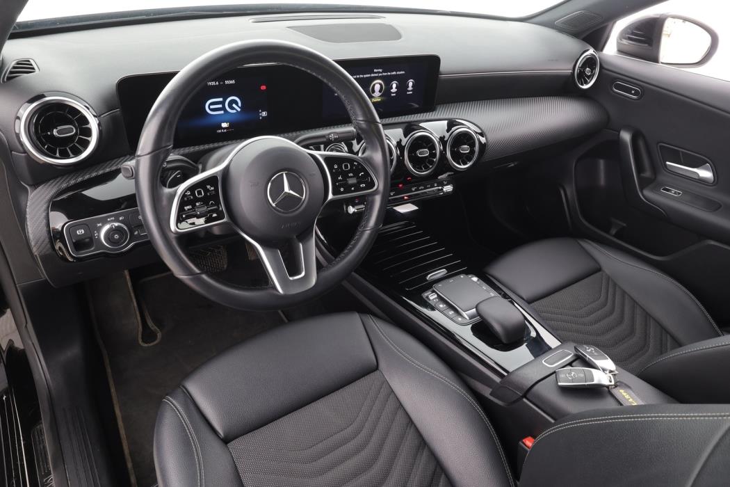 MERCEDES-BENZ A 2021