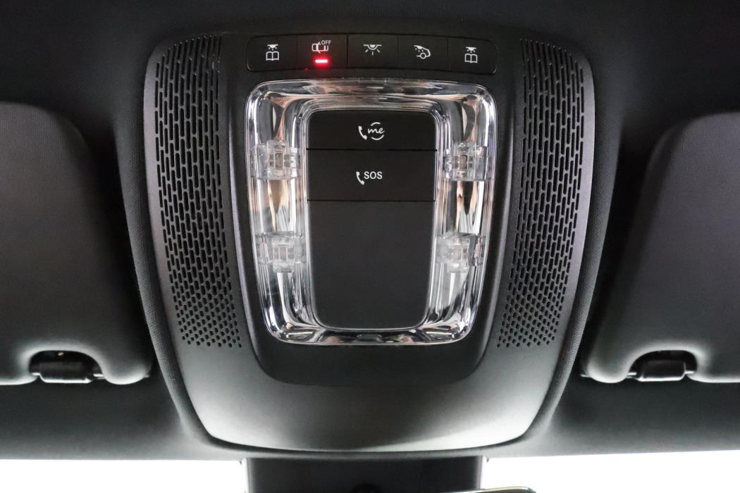 MERCEDES-BENZ A 2021