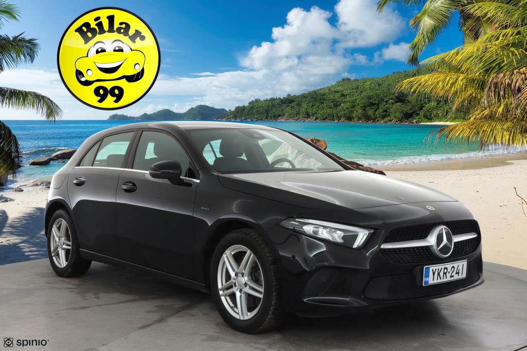 MERCEDES-BENZ A 2021