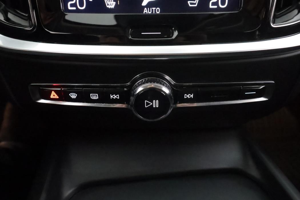 VOLVO V60 Cross Country 2022