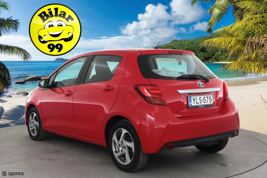 TOYOTA Yaris 2016