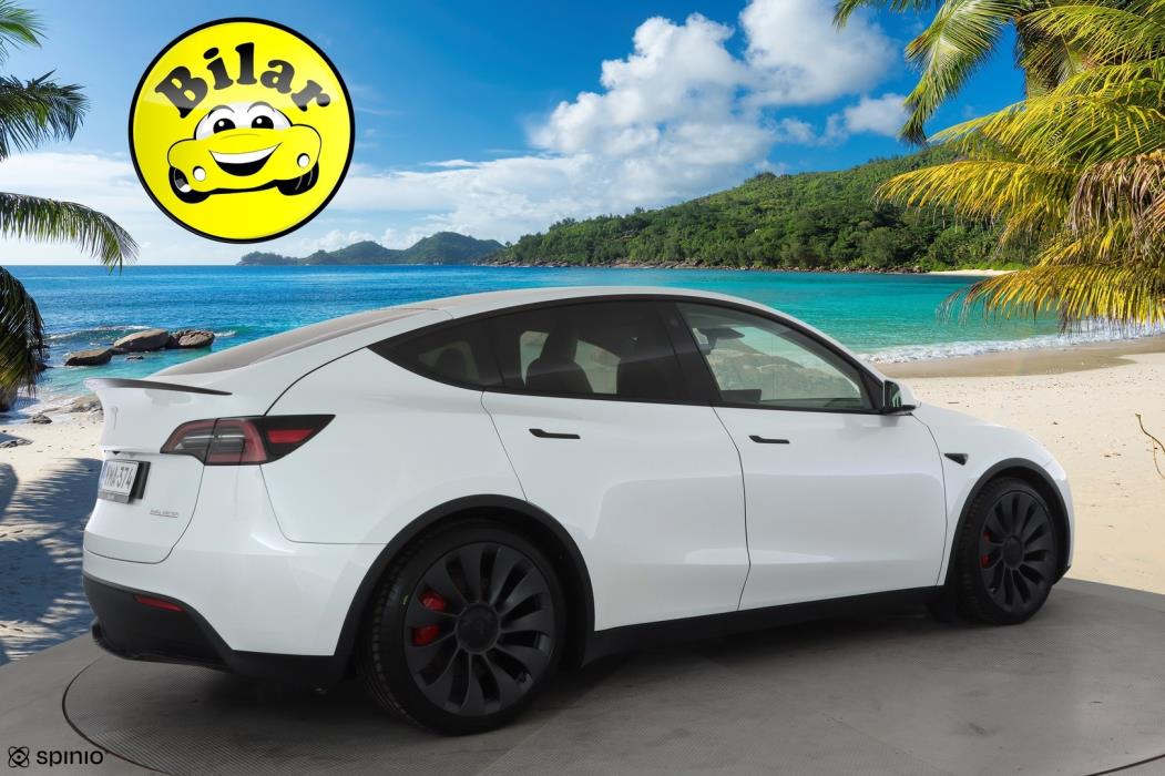 TESLA Model Y 2023