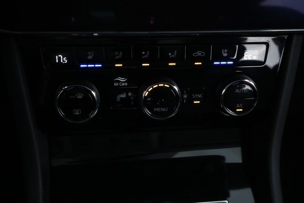 SKODA Superb 2021
