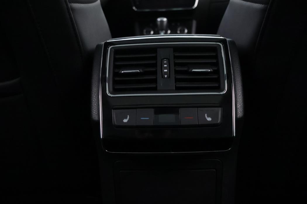 SKODA Superb 2021
