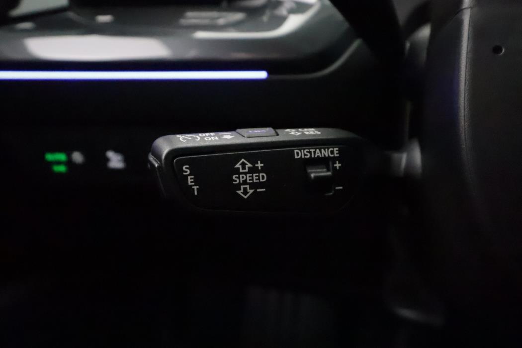 AUDI Q4 e-tron 2022