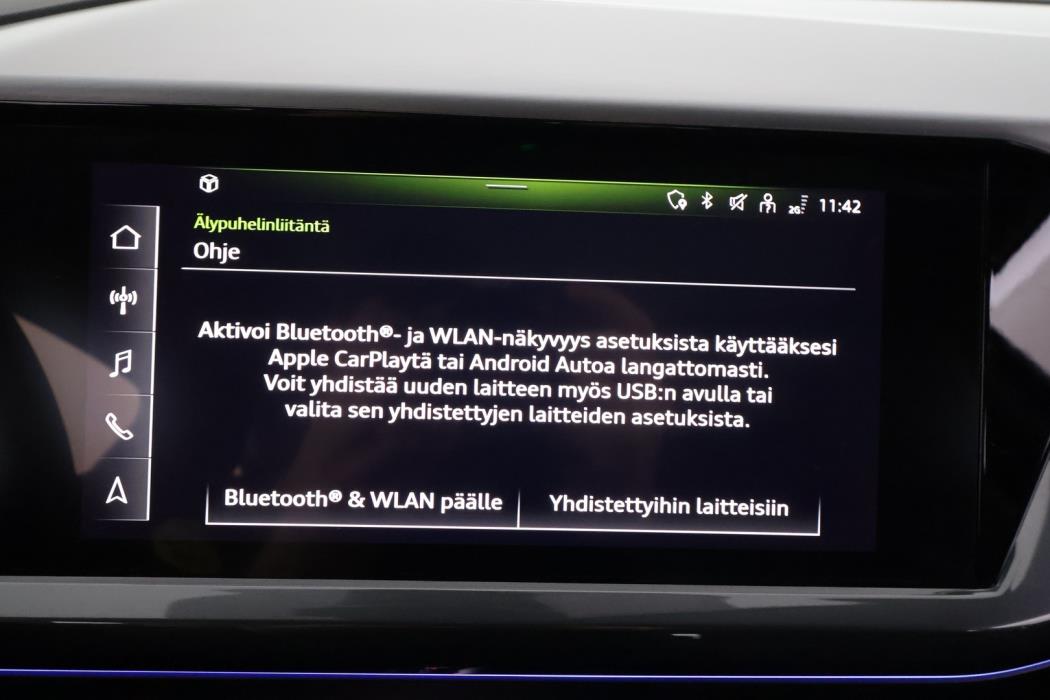 AUDI Q4 e-tron 2022
