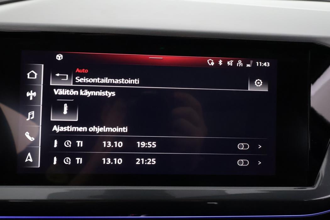 AUDI Q4 e-tron 2022