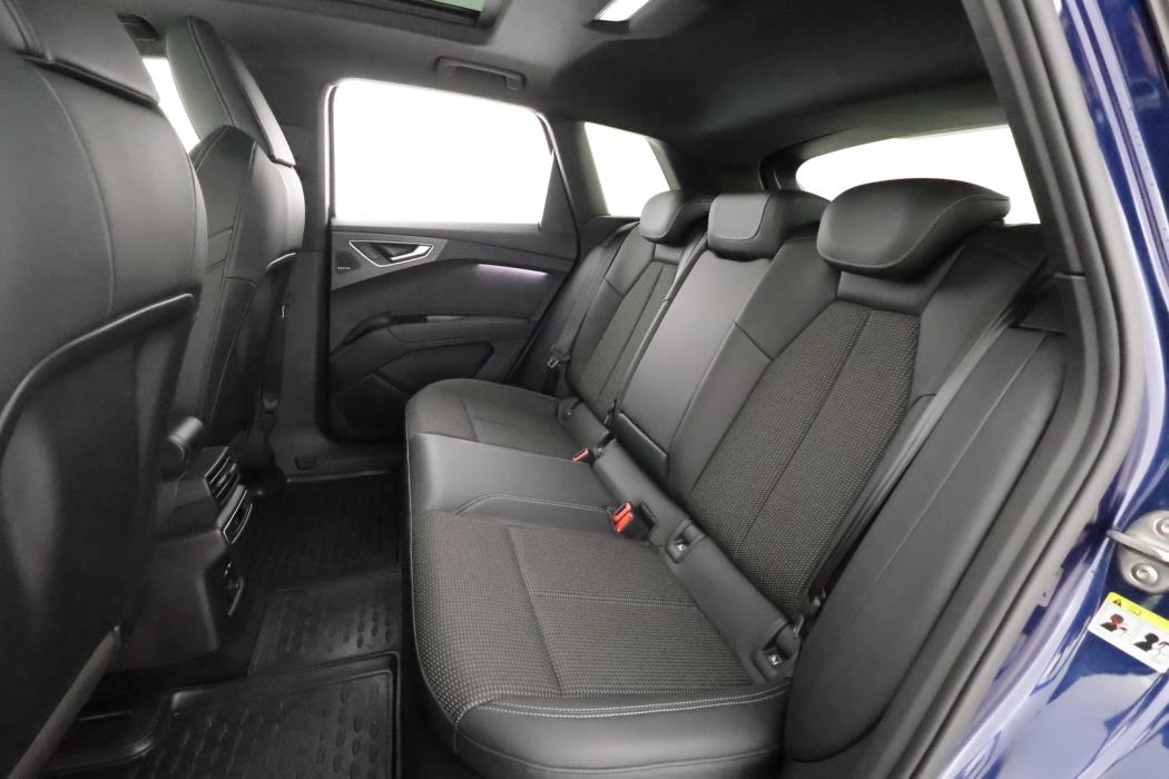 AUDI Q4 e-tron 2022