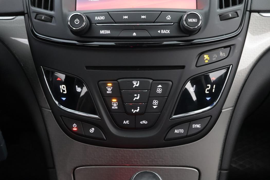 OPEL Insignia 2015