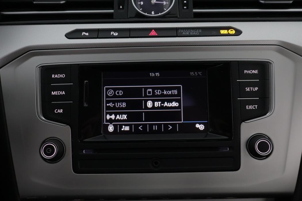 VOLKSWAGEN Passat 2016