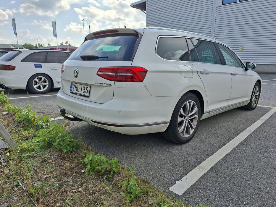 VOLKSWAGEN Passat 2016