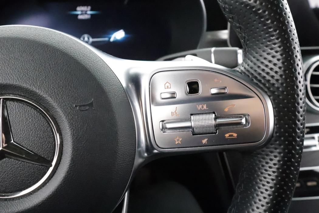 MERCEDES-BENZ C 2020