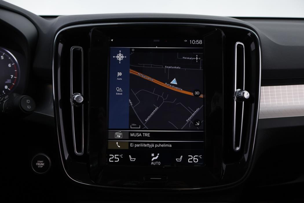 VOLVO XC40 2020