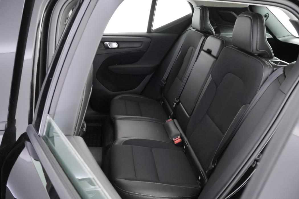 VOLVO XC40 2020