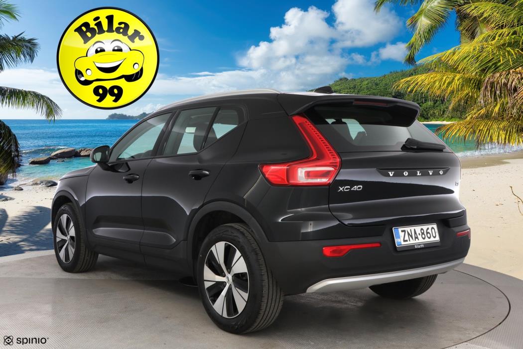 VOLVO XC40 2020