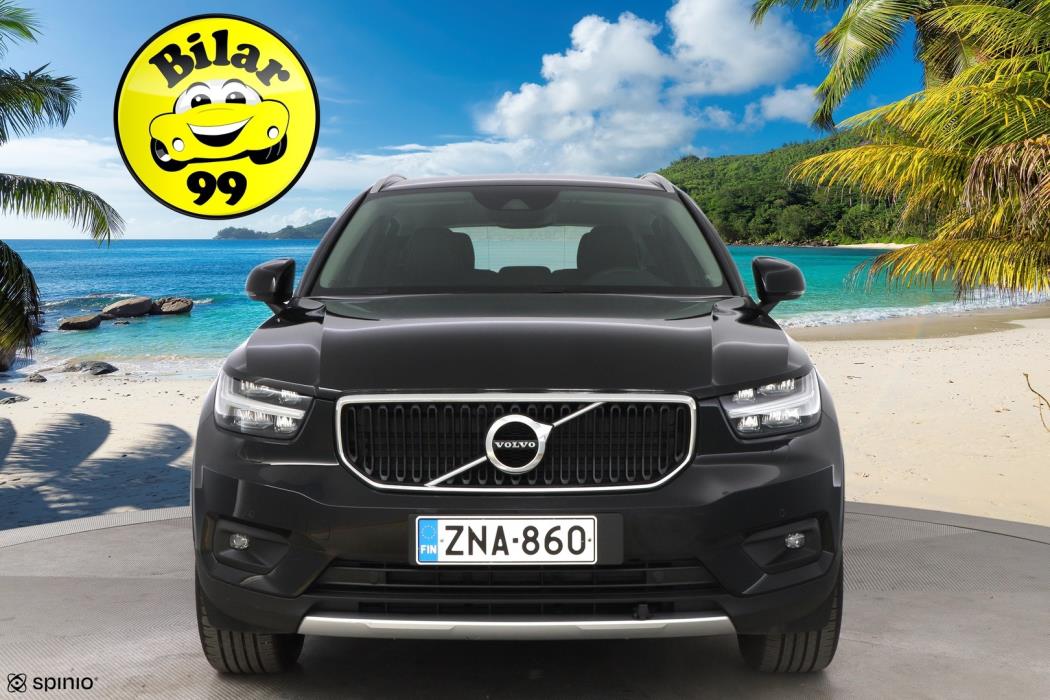 VOLVO XC40 2020