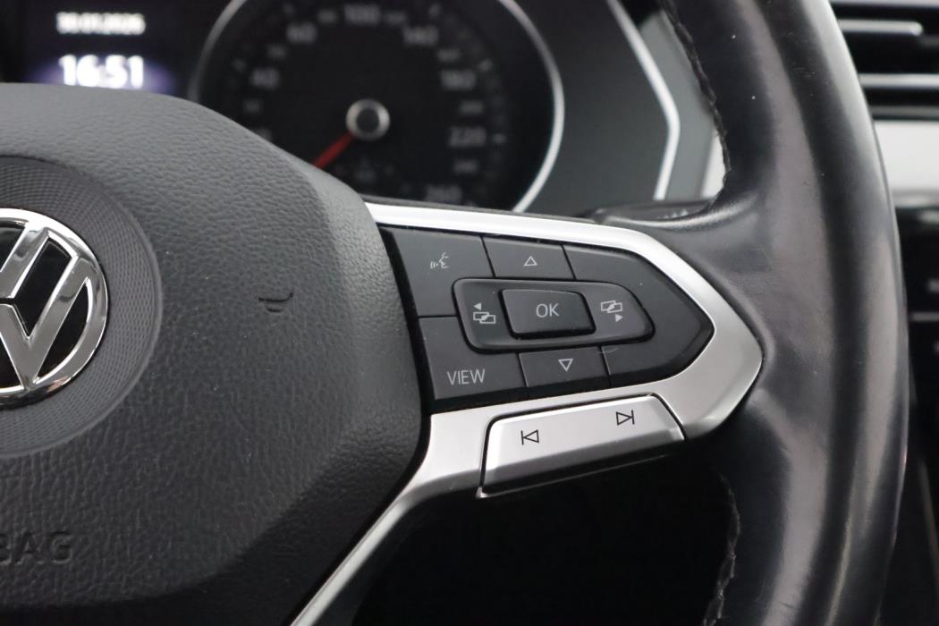 VOLKSWAGEN Passat 2020