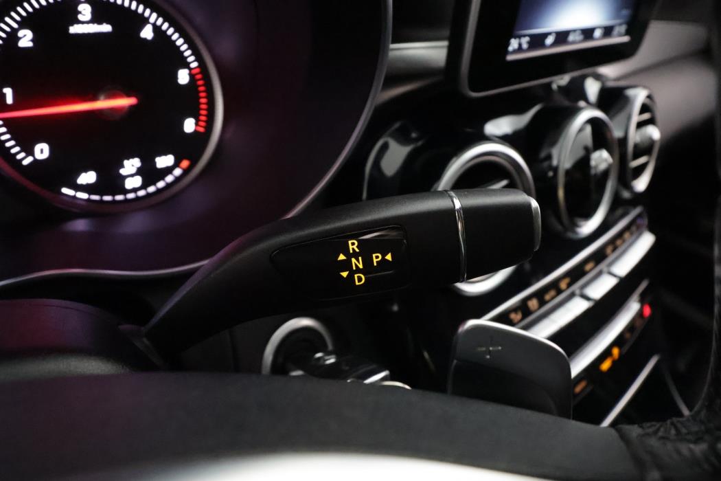 MERCEDES-BENZ C 2016