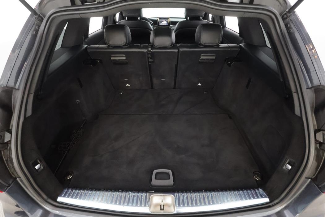 MERCEDES-BENZ C 2016