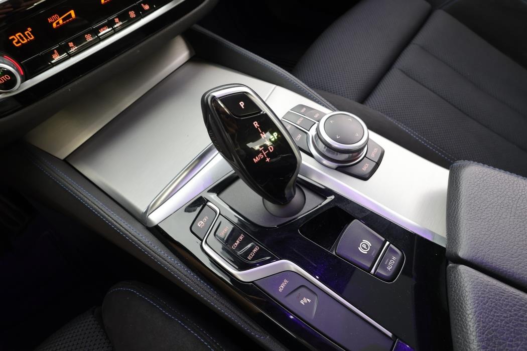 BMW 530 2019