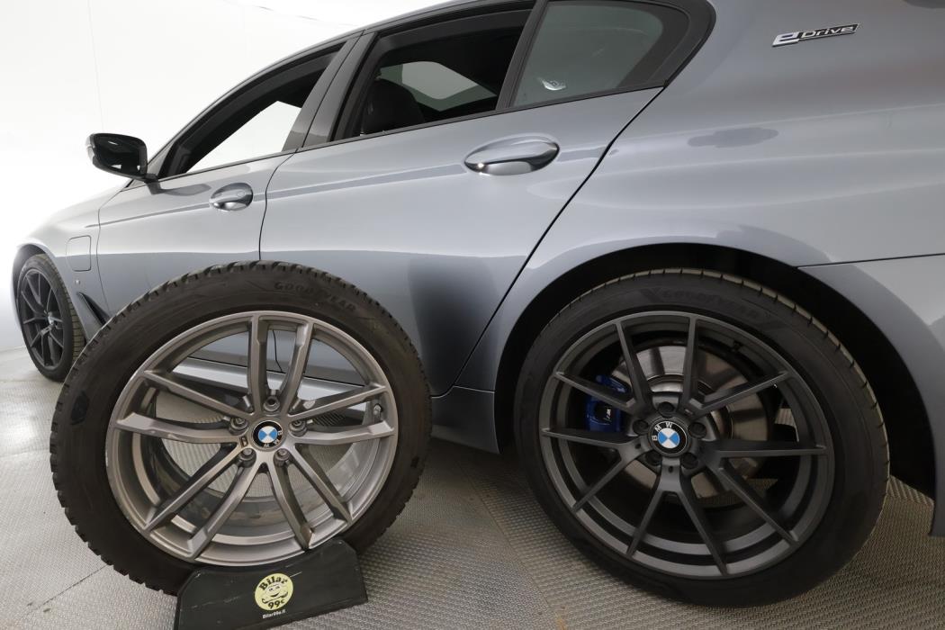BMW 530 2019