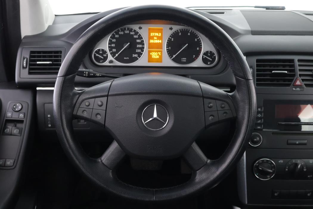 MERCEDES-BENZ B 2006