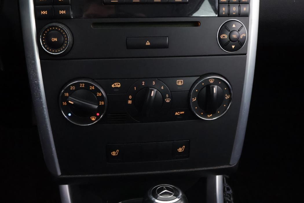 MERCEDES-BENZ B 2006