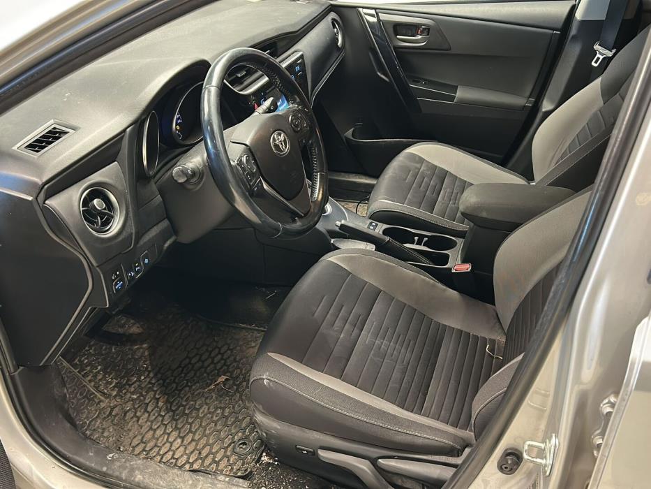 TOYOTA Auris 2018