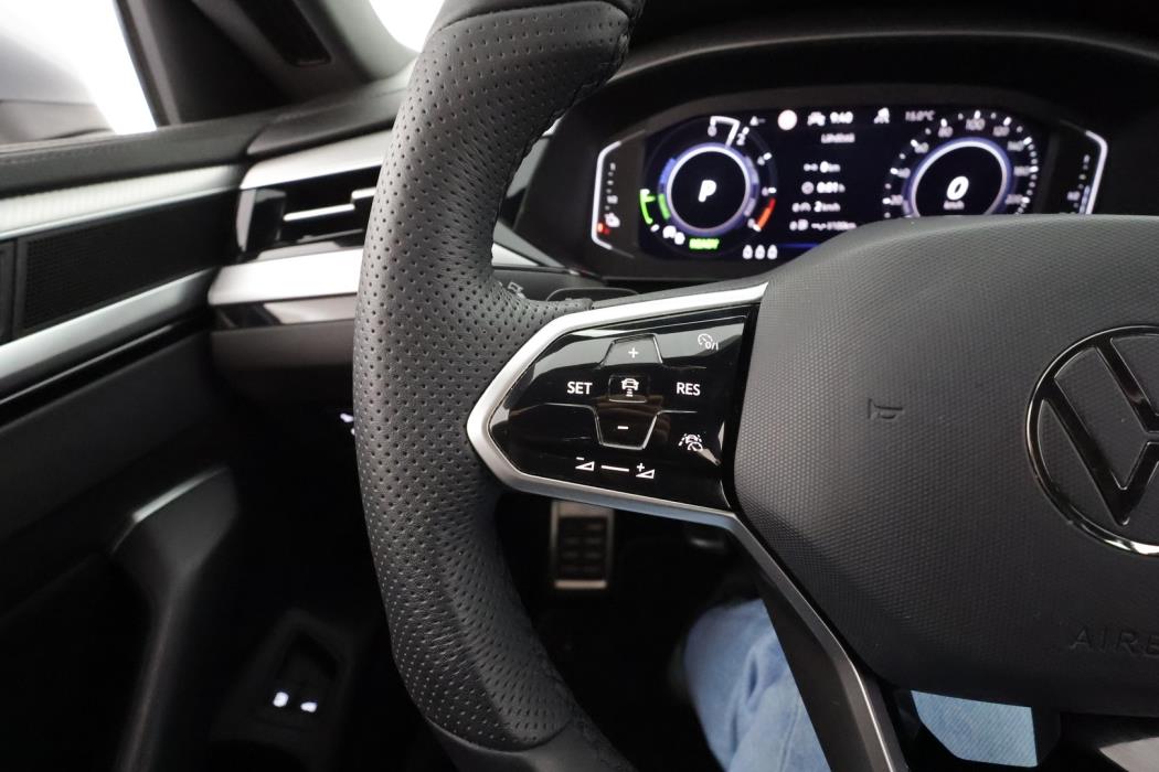 VOLKSWAGEN Arteon 2023