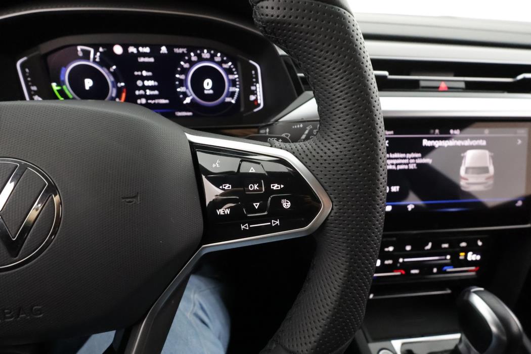 VOLKSWAGEN Arteon 2023