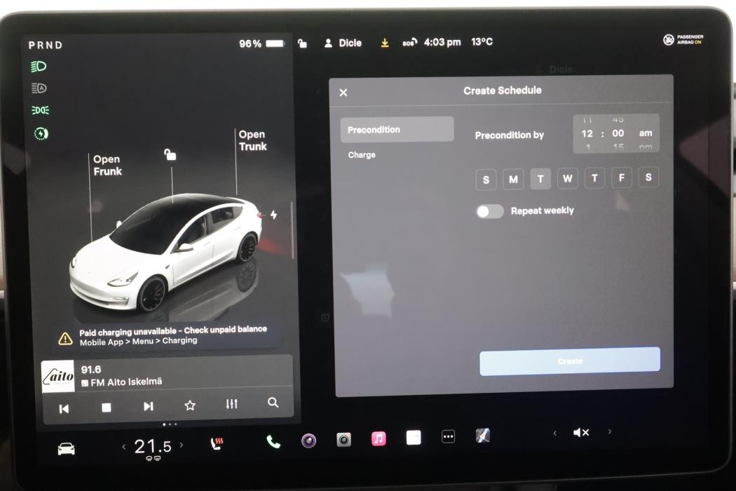 TESLA MODEL 3 2023