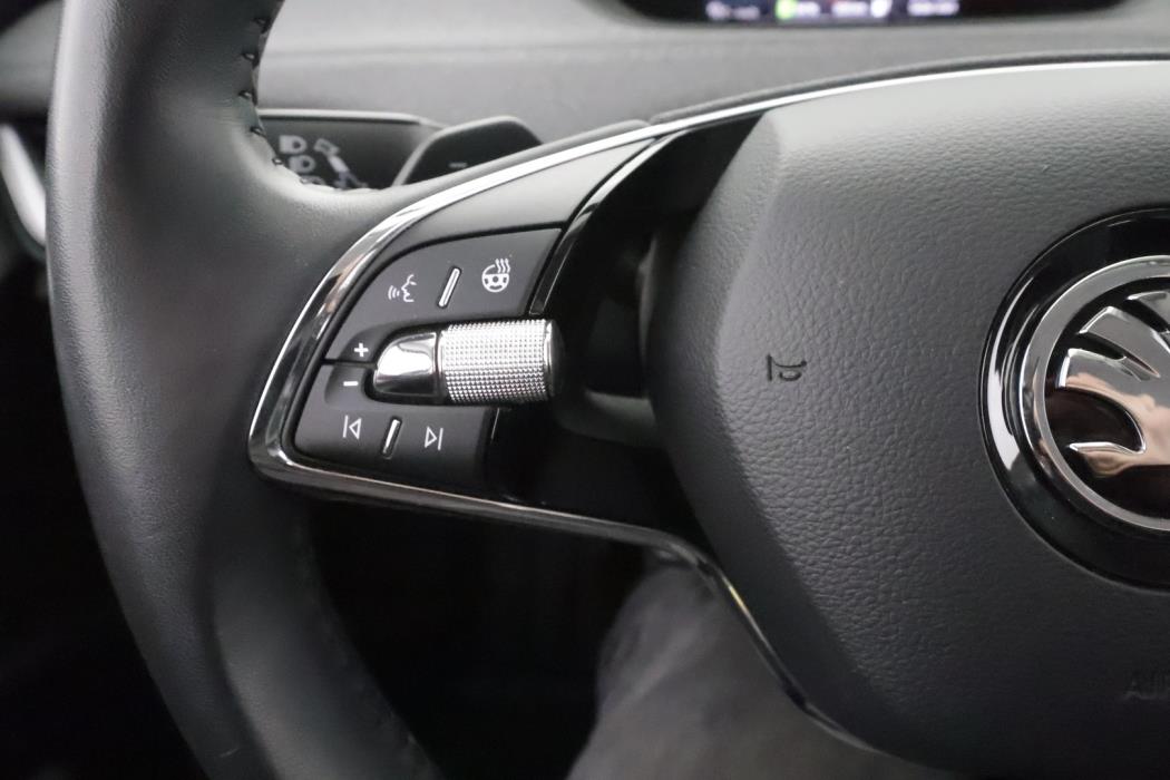 SKODA ENYAQ 2023