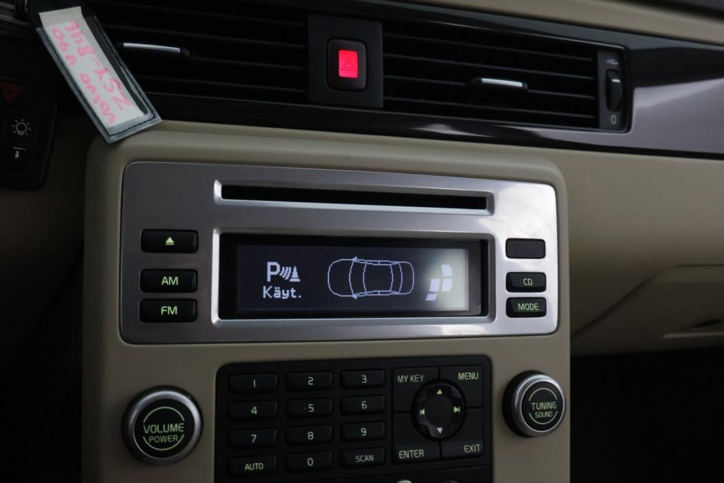 VOLVO V70 2008