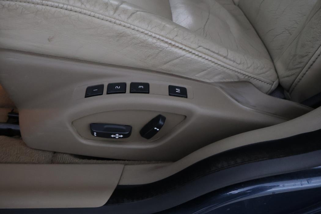 VOLVO V70 2008