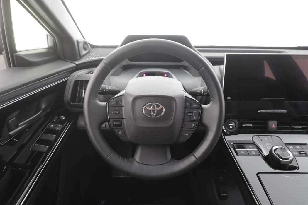 TOYOTA bZ4X 2023