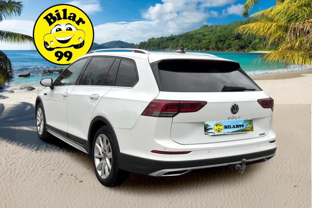 VOLKSWAGEN GOLF 2022