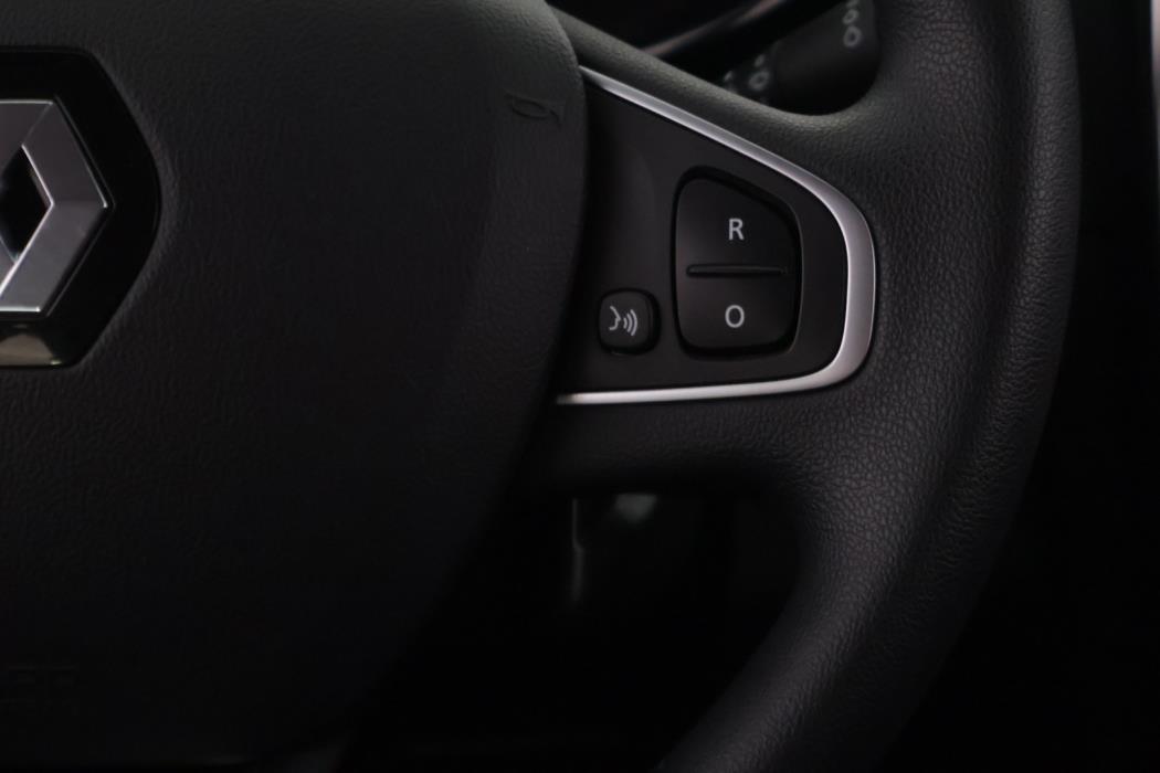 RENAULT Clio 2016
