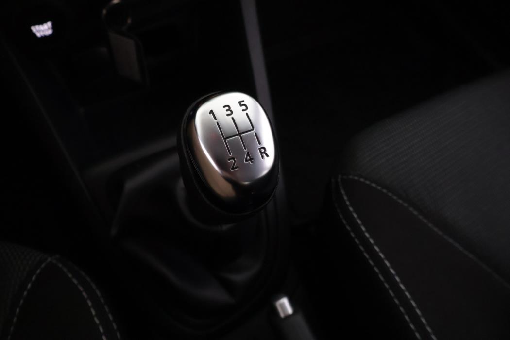 RENAULT Clio 2016