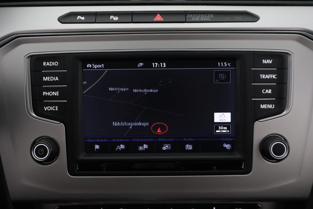 VOLKSWAGEN Passat 2017