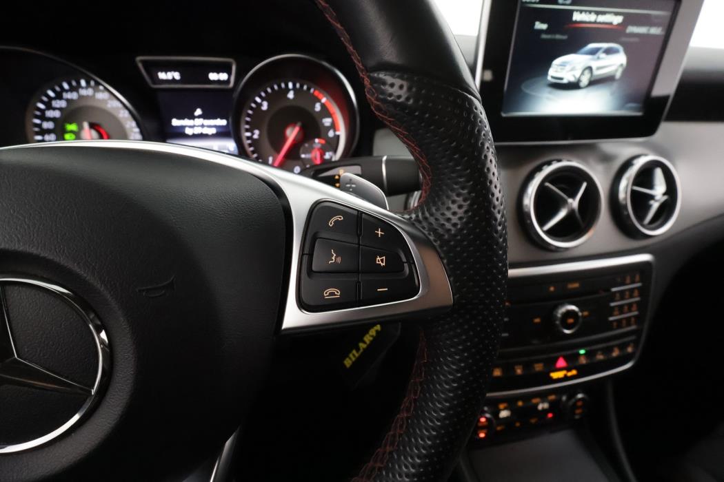 MERCEDES-BENZ GLA 2017