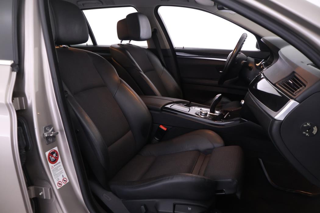 BMW 520 2010