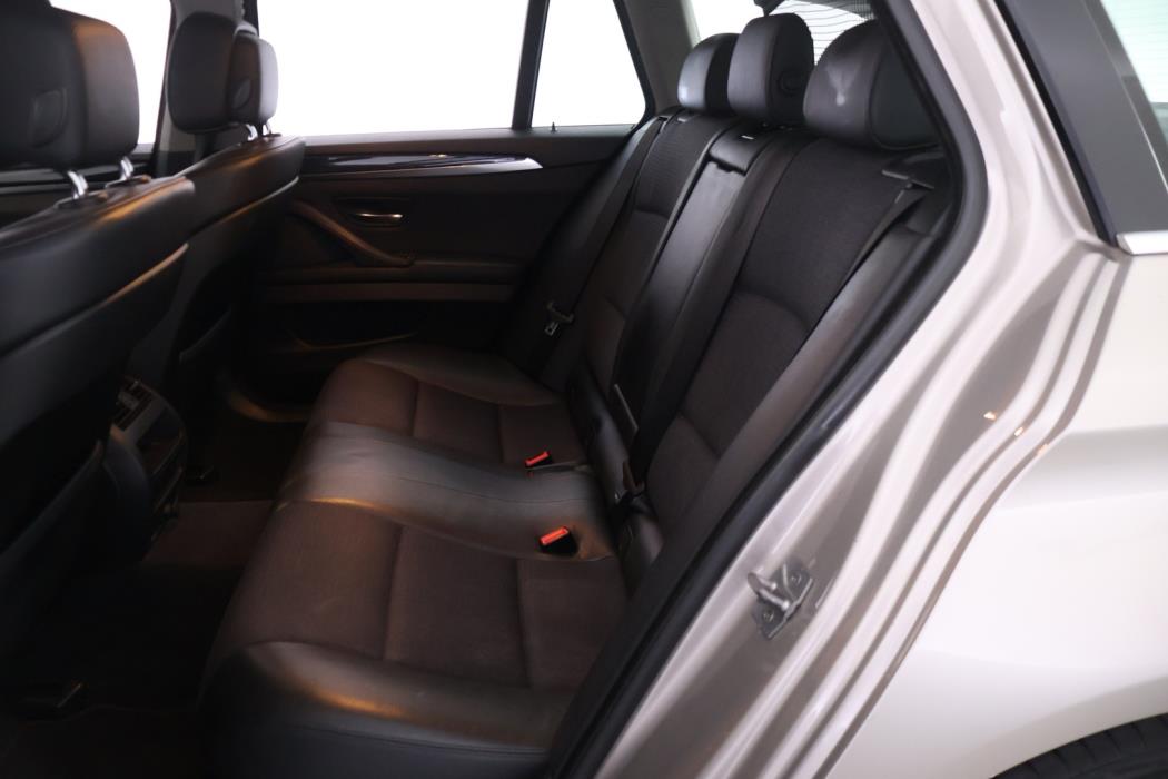 BMW 520 2010