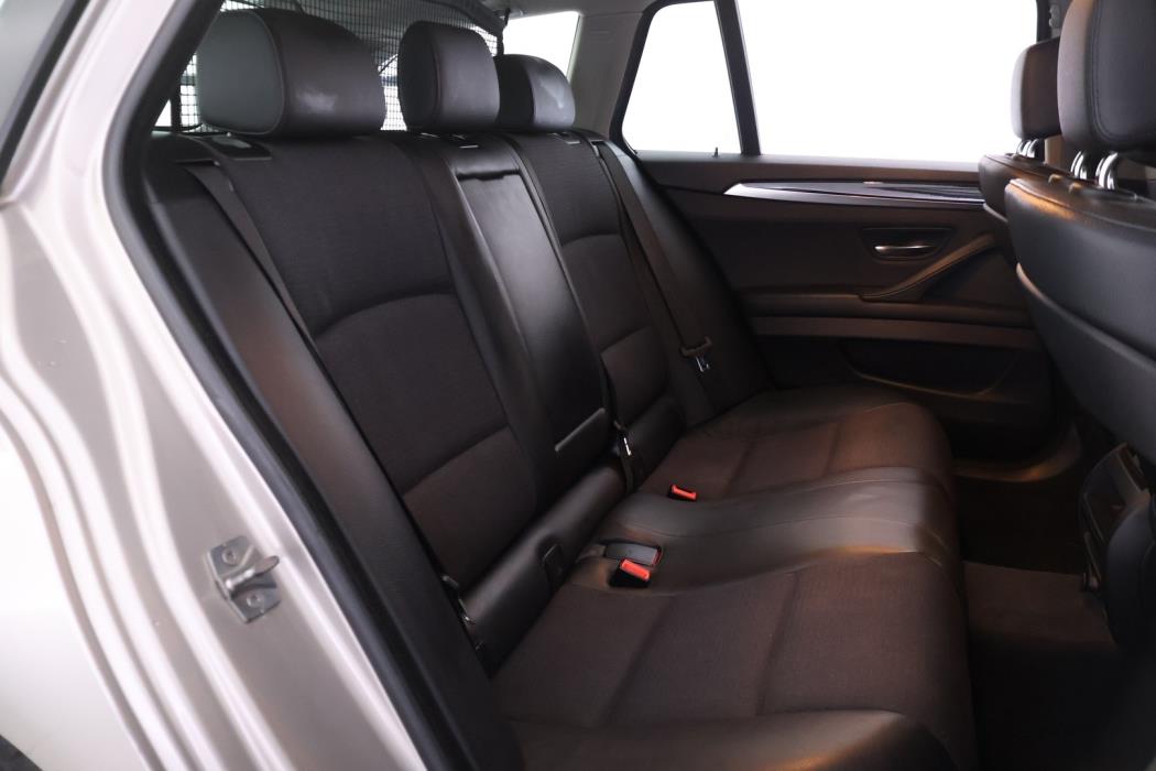 BMW 520 2010