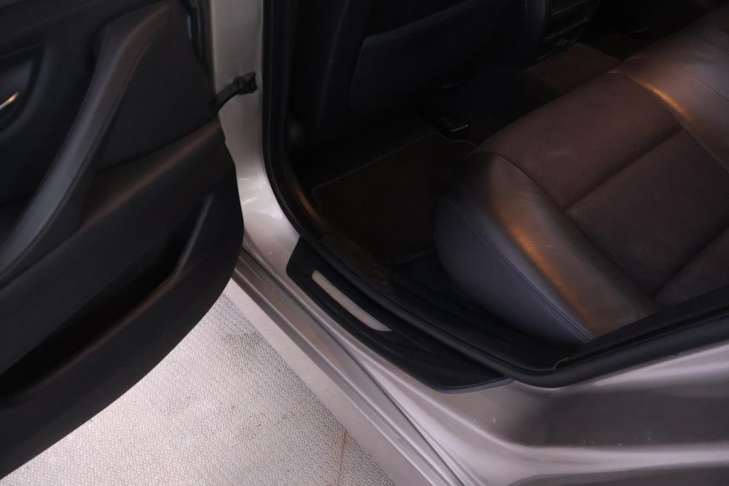 BMW 520 2010