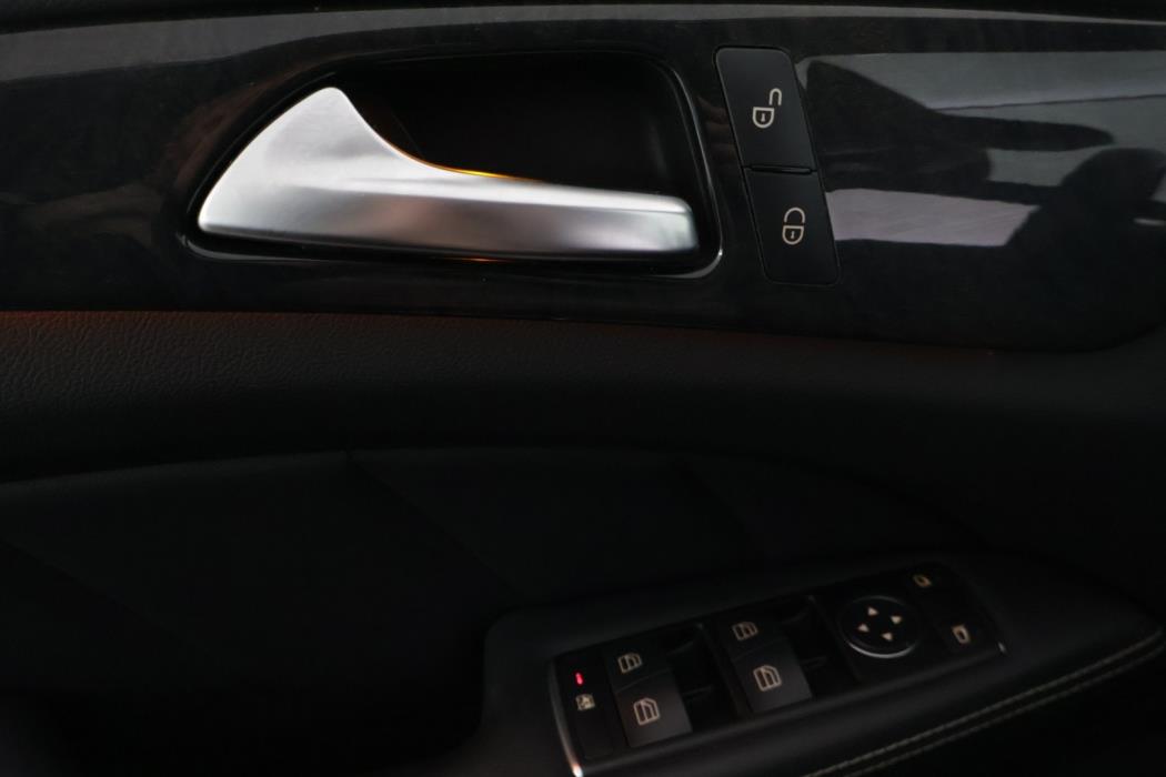 MERCEDES-BENZ CLS 2011