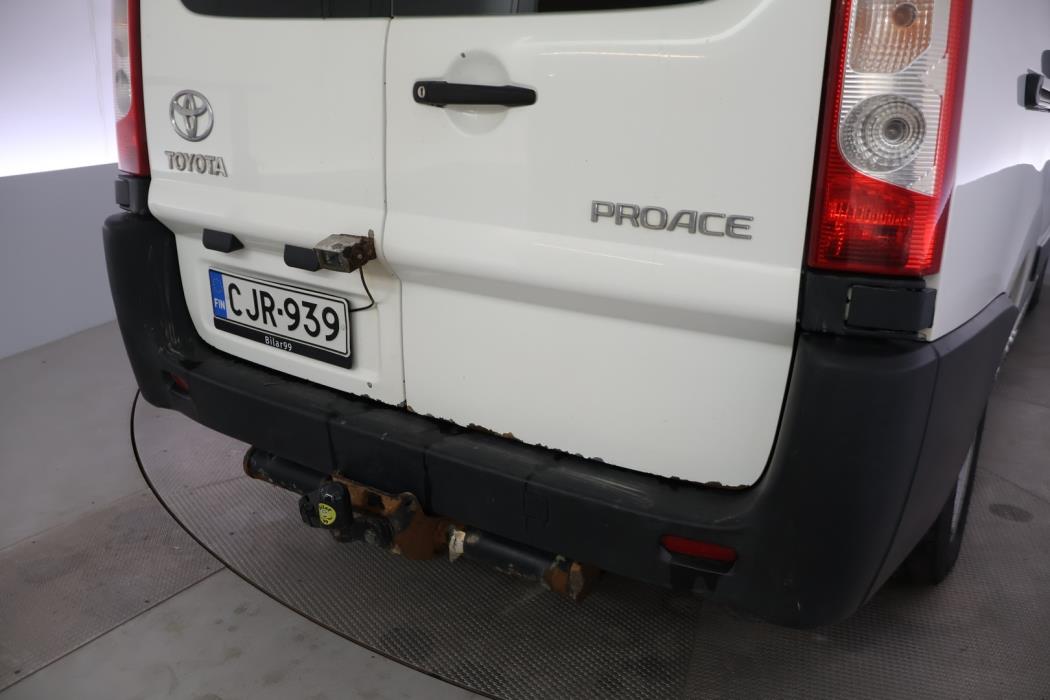 TOYOTA Proace 2016