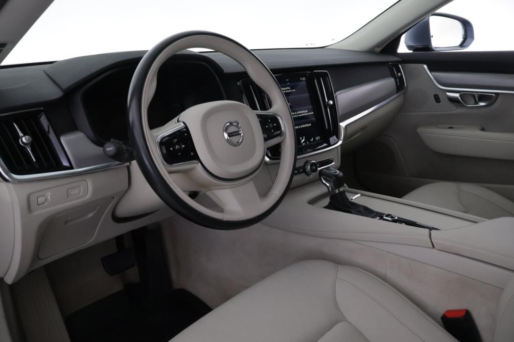 VOLVO V90 2016