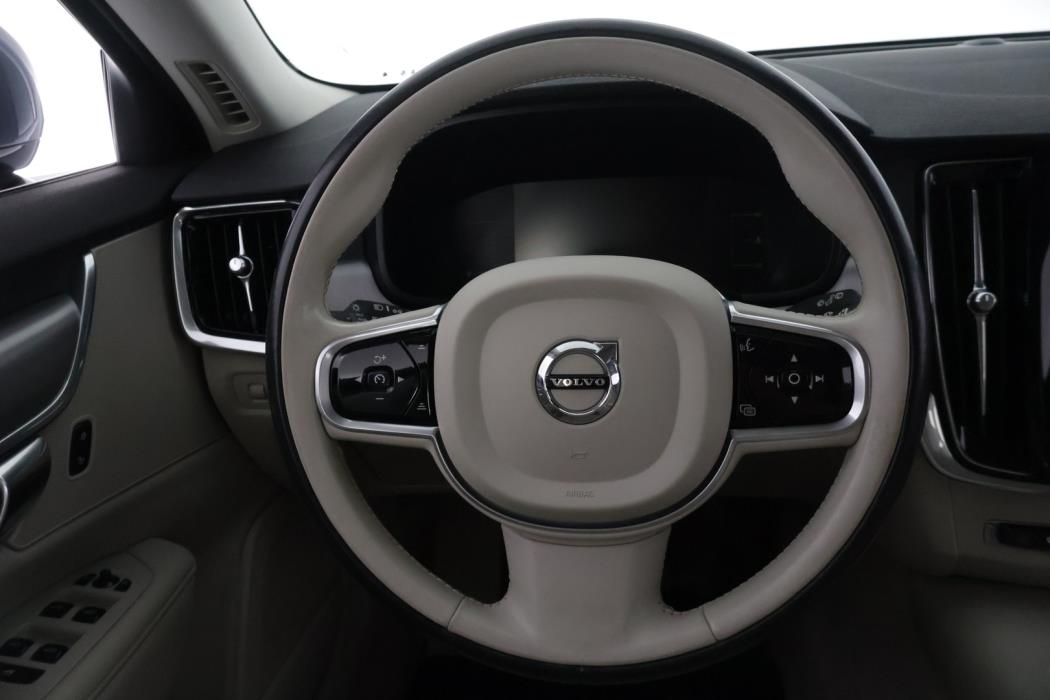 VOLVO V90 2016