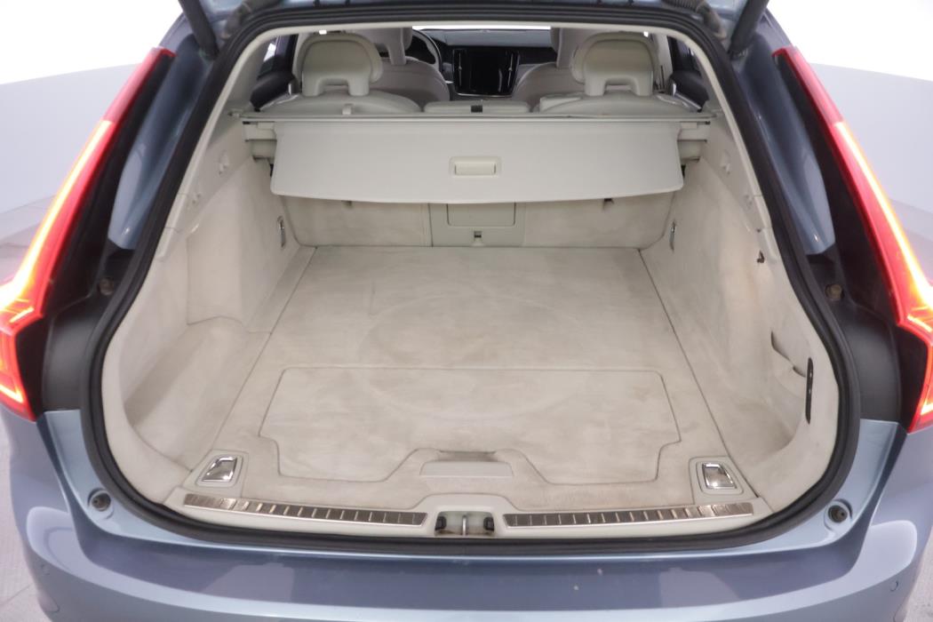 VOLVO V90 2016