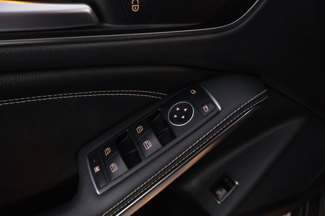 MERCEDES-BENZ CLA 2019